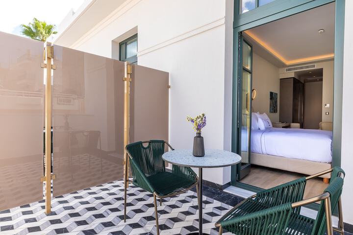 Hotel 107 of 115