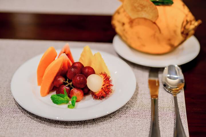 Breakfast/Coffee Service 115 of 131