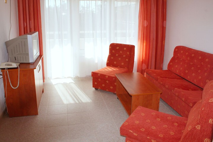 Room 14 of 52