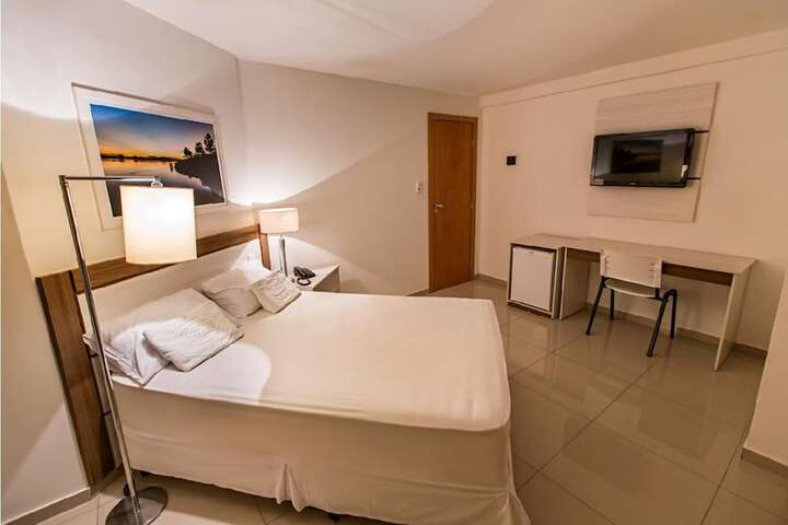 Room 15 of 24