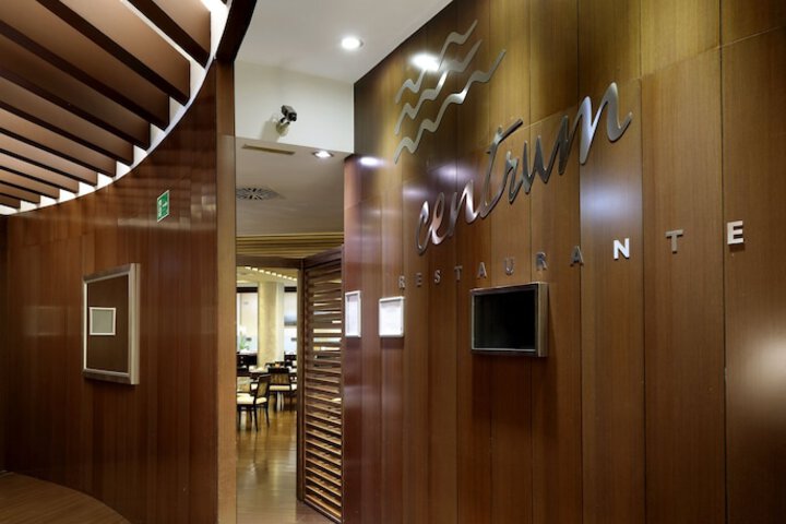 Hotel Interior 4 of 98