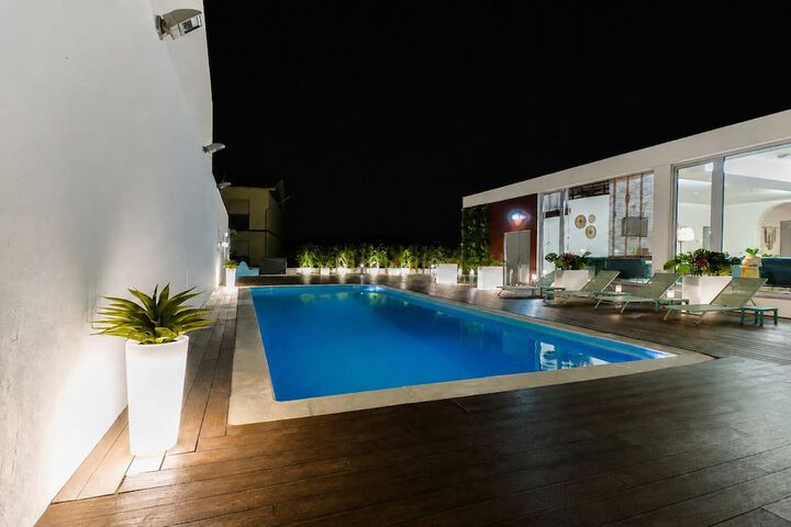 Pool 23 of 38