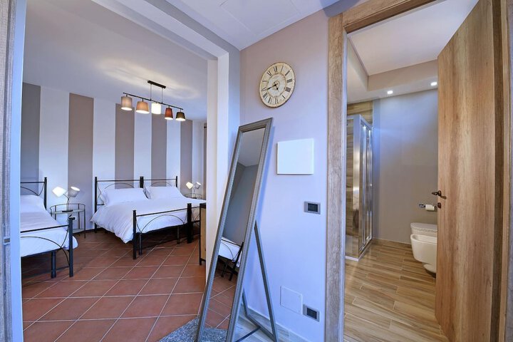 Room 10 of 54