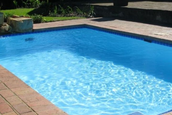 Pool 24 of 27