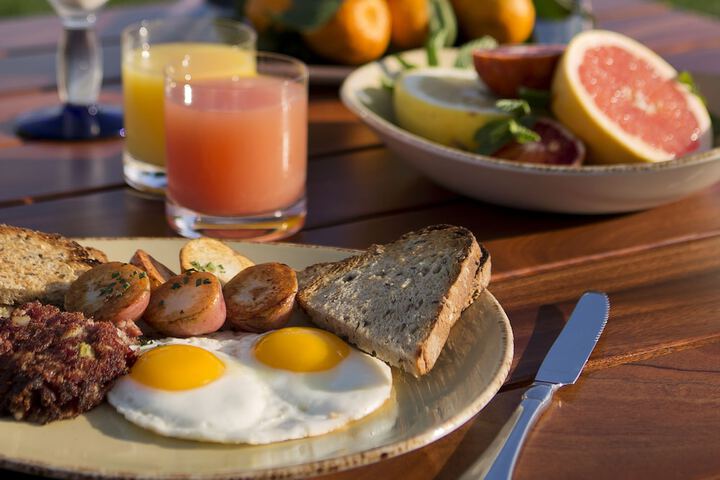 Breakfast meal