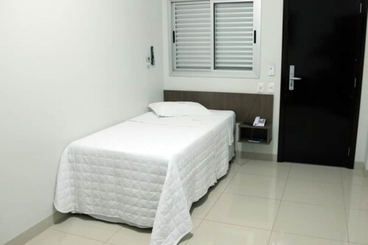 Room 15 of 125