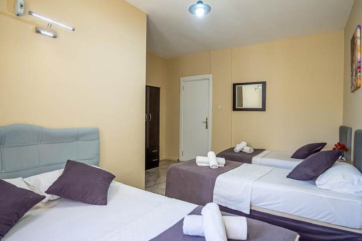 Room 8 of 35