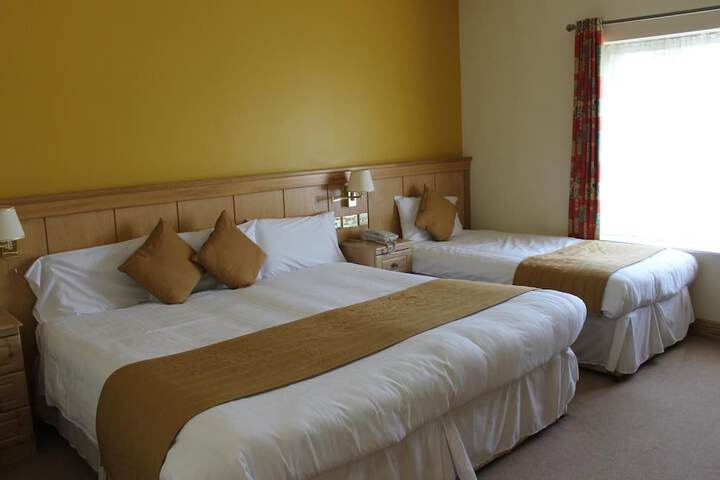 Room 4 of 31