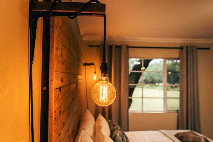Room 130 of 242