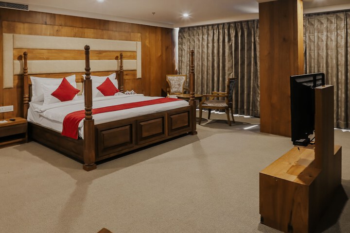Room 13 of 49