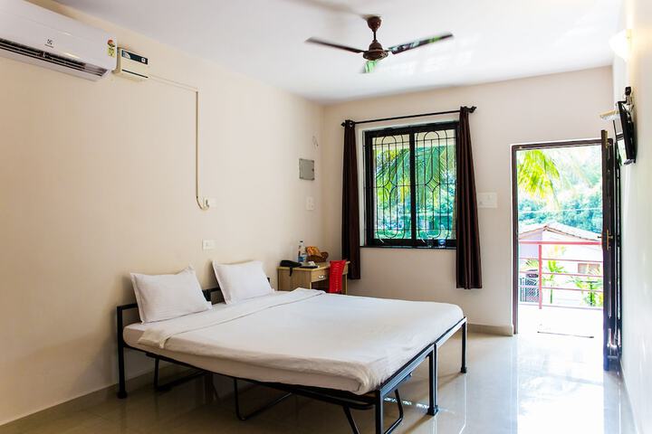 Room 15 of 86
