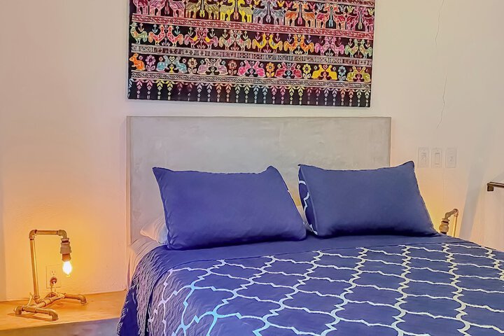 Room 54 of 151