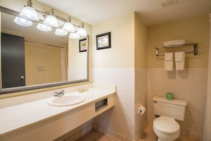 Deluxe Double Room (9 of 9)