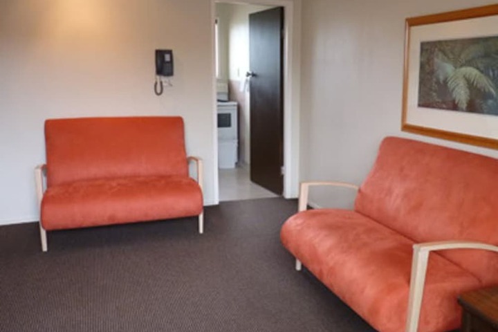 Room 19 of 35