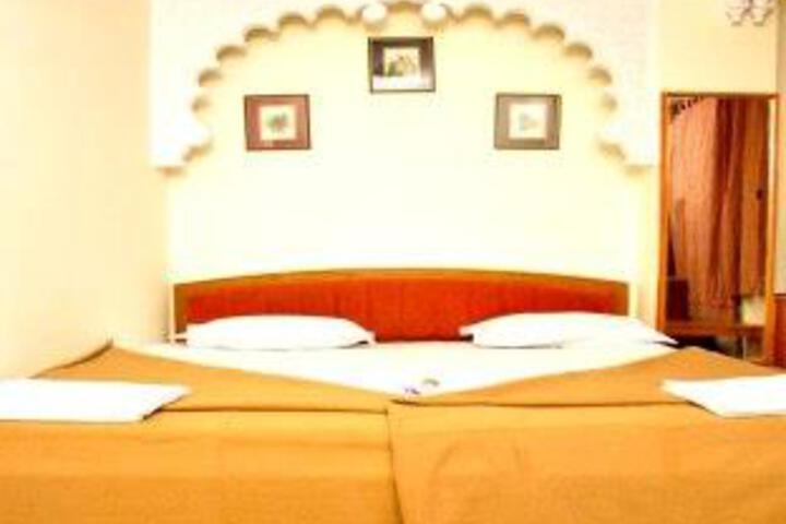 Image of Hotel Kiran Palace