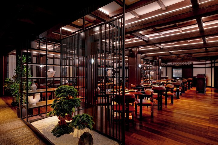 Dining 121 of 152