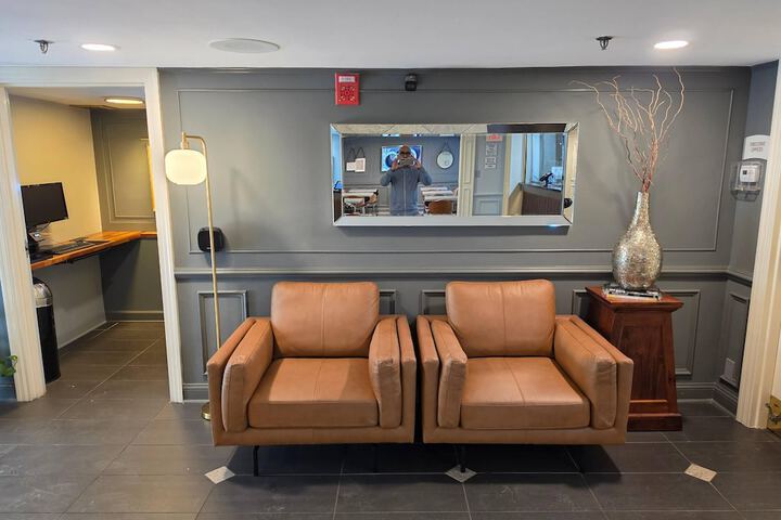 Guest Lobby