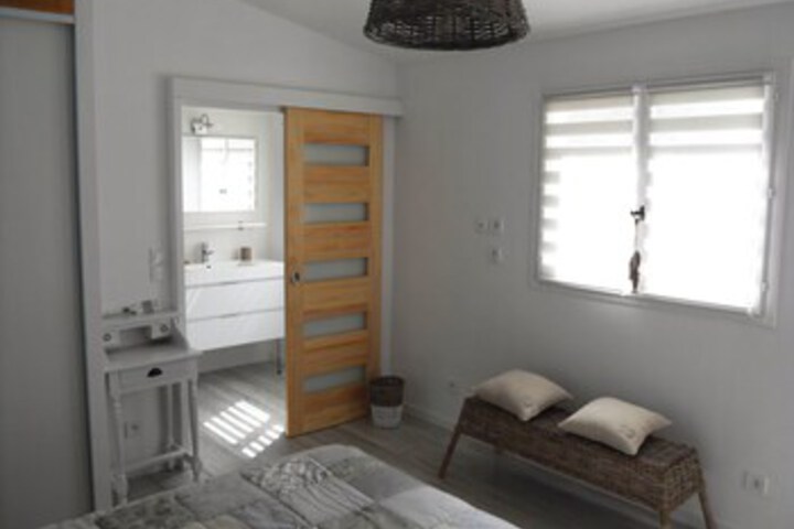 Room 16 of 22