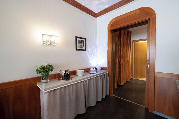 Hotel Interior 11 of 39