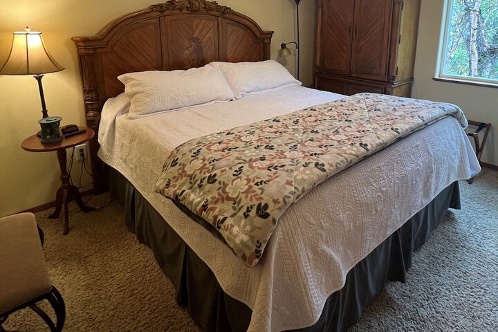Room 5 of 32