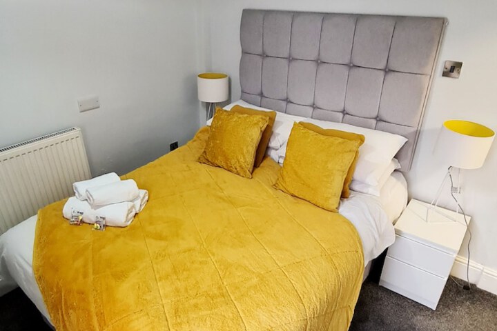Room 5 of 50