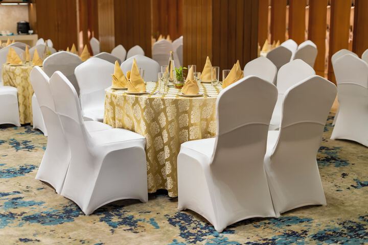 Ballroom/Hall 66 of 73