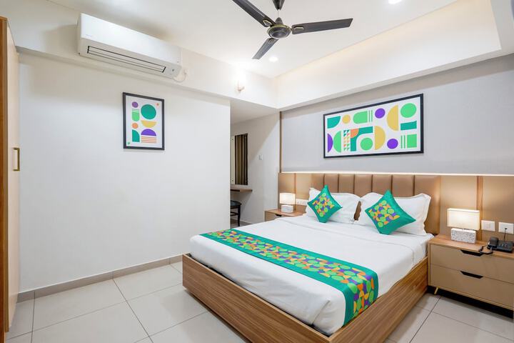 Room 10 of 37
