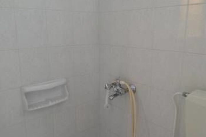 Room 4 of 21