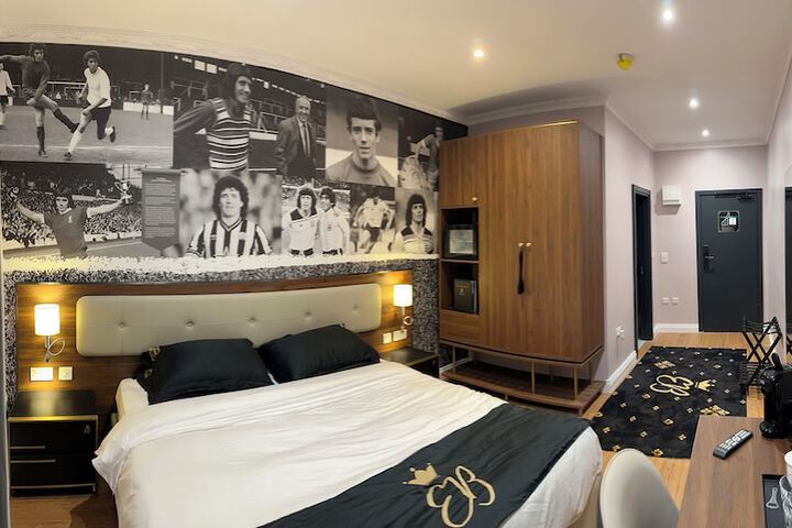 Room 22 of 117