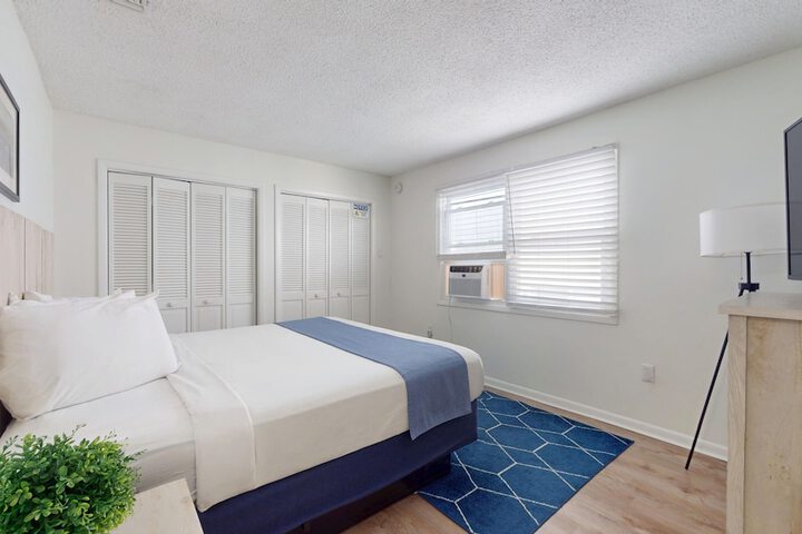 Room 14 of 105