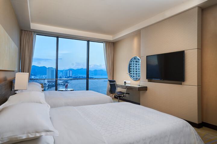 Room 15 of 131