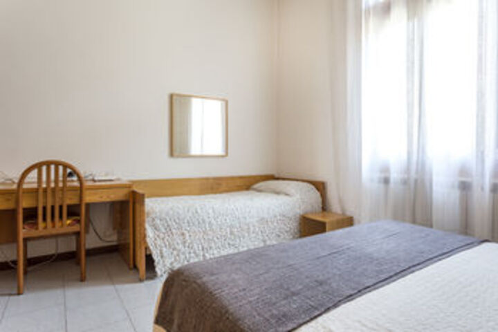 Room 467 of 871