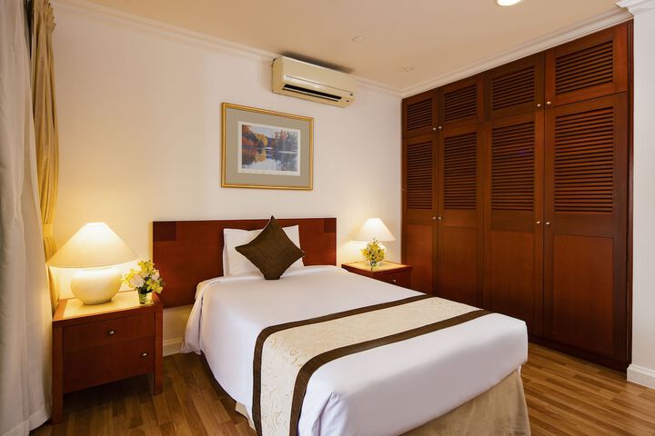 Room 21 of 103