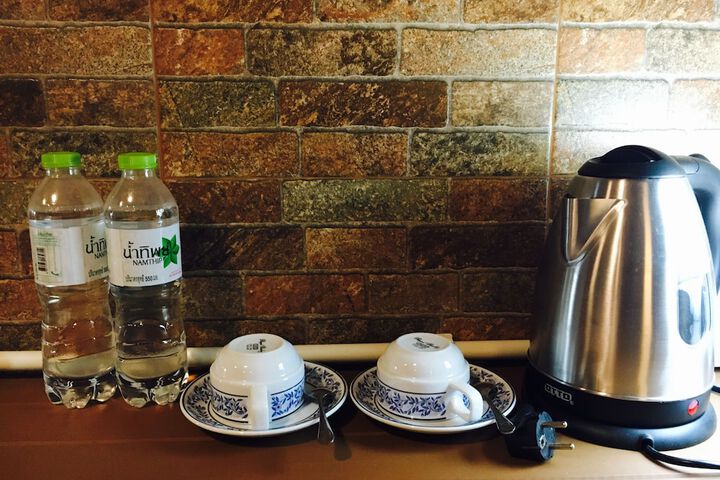Breakfast/Coffee Service 24 of 37