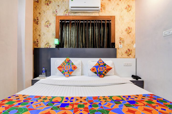 Room 21 of 27
