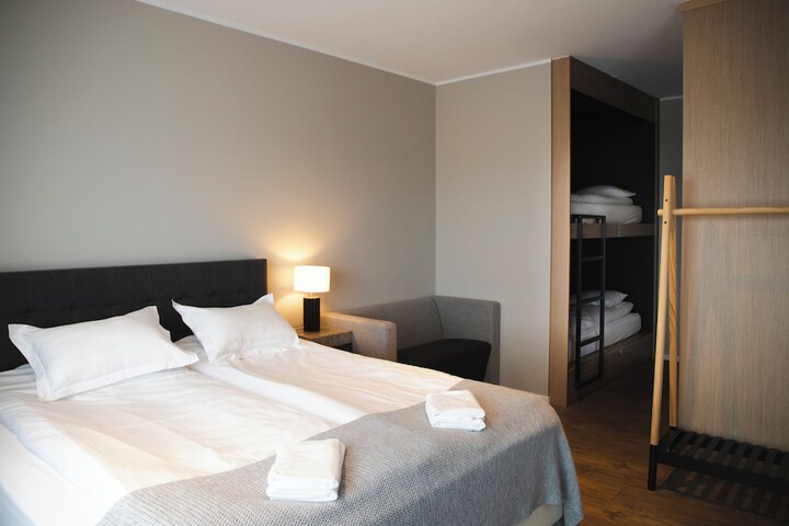 Room 28 of 89