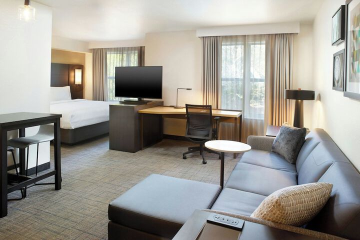 Room 14 of 29