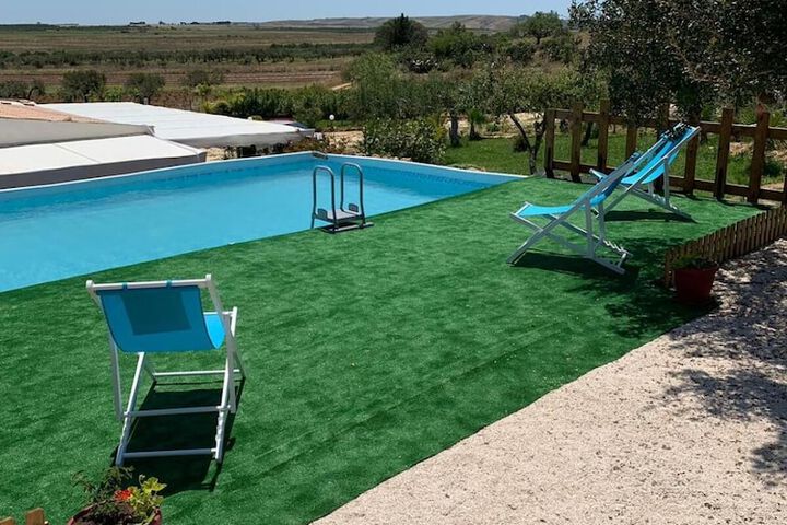 Pool 33 of 63