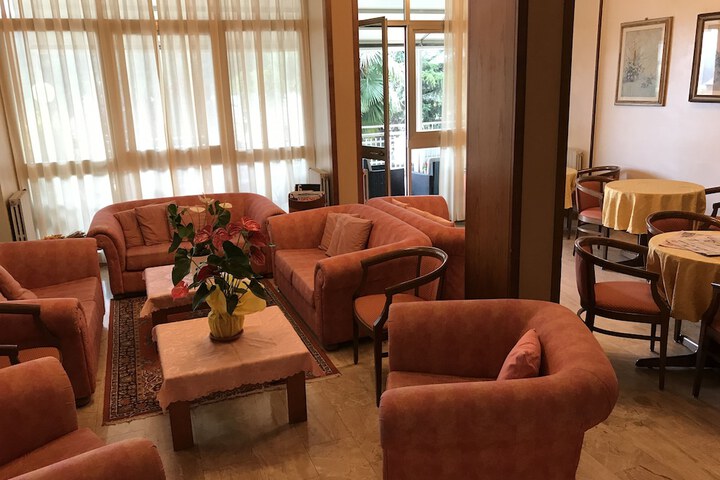 Hotel Interior 3 of 91