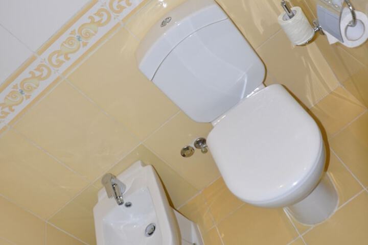 Clean Restrooms