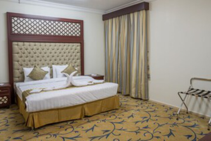 Room 3 of 17