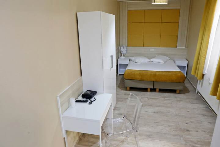 Room 21 of 67