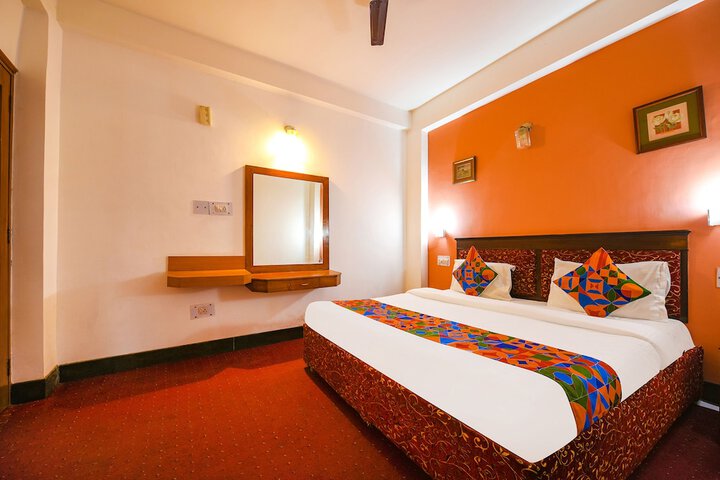Room 21 of 28