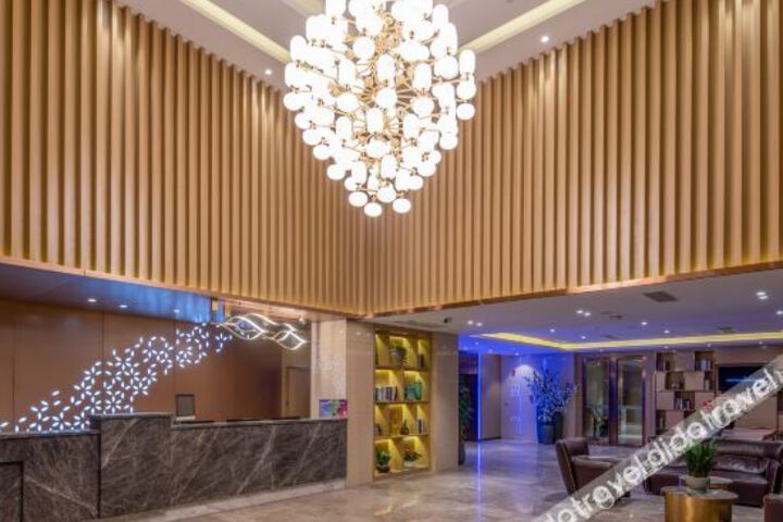 Hotel Interior 7 of 26