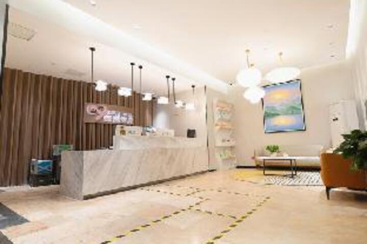 Xiyue Hotel (Zhengzhou Fushou Street Railway Station)