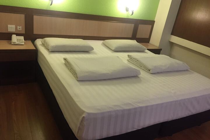 Room 20 of 26