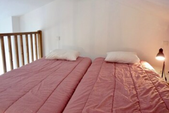 Room 22 of 28