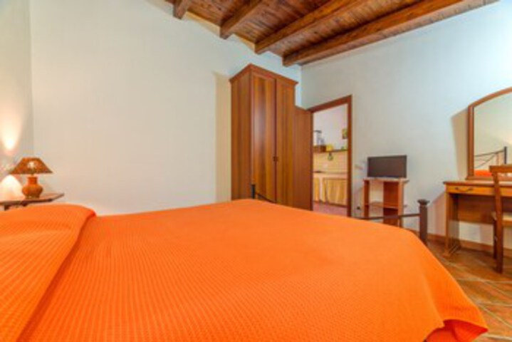 Room 29 of 32