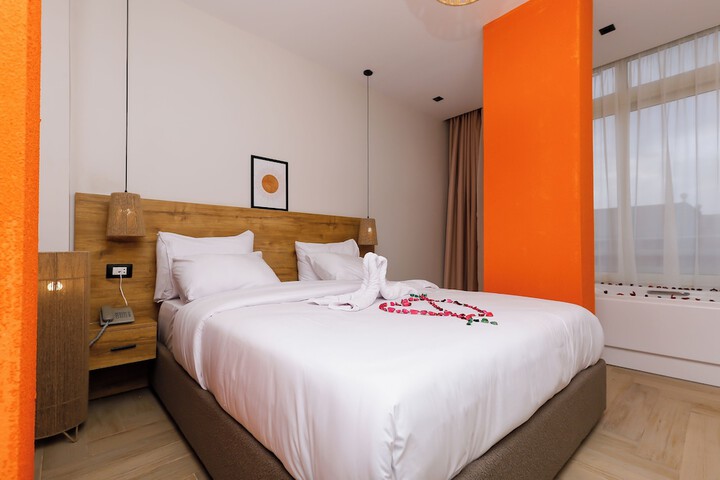 Room 30 of 150