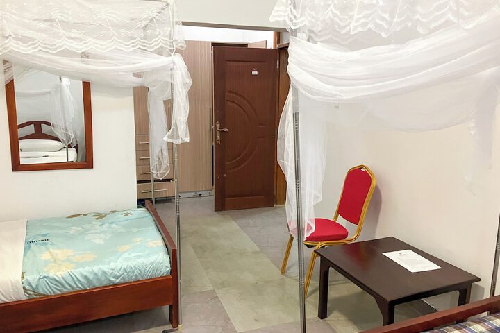 Room 132 of 226